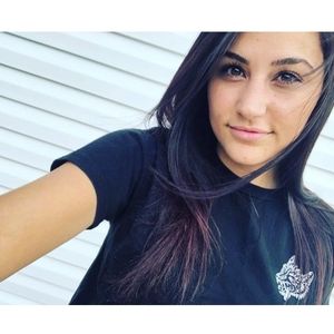 Meet your Posher, Amber